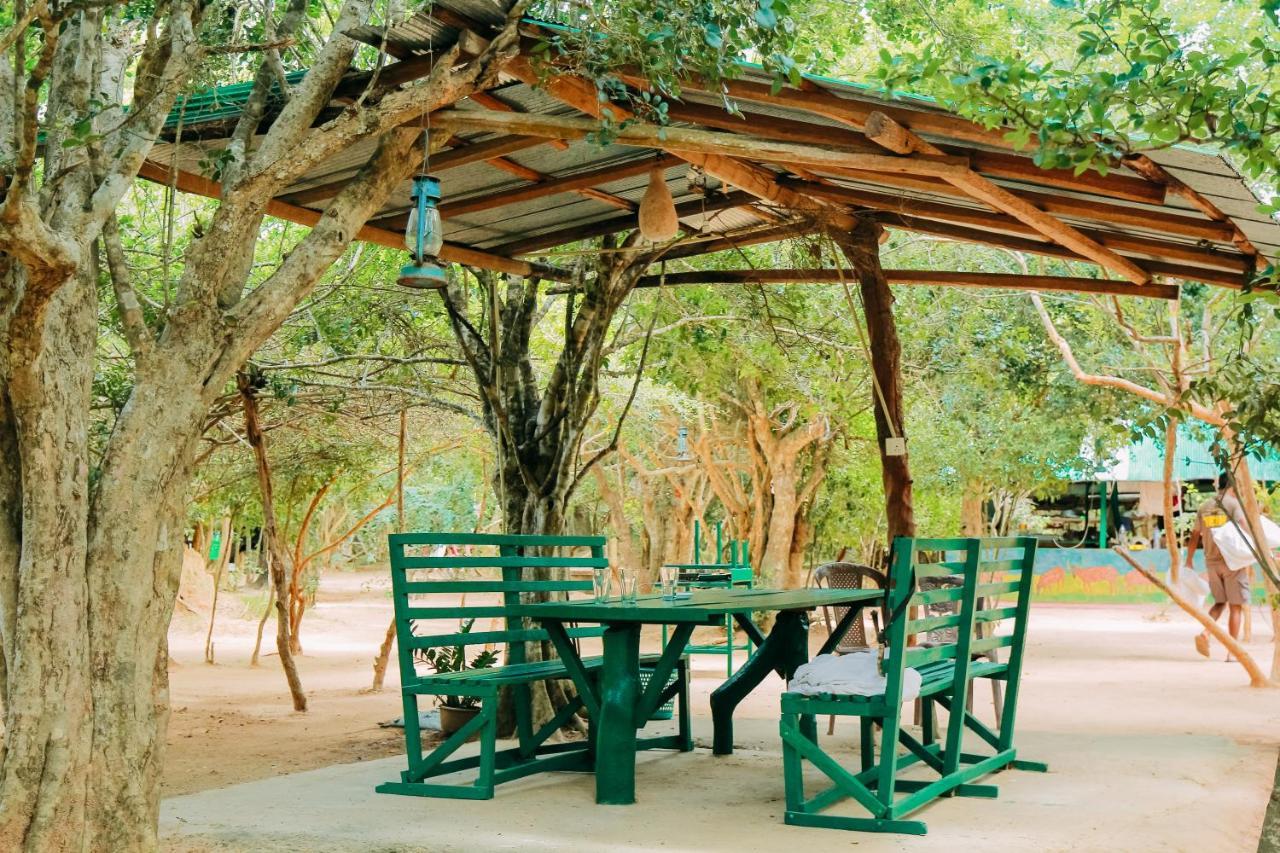 Отель Yala Wild House Экстерьер фото